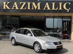 KAZIM ALIÇ TAN TR DE NADİR TEMİZLİKTE ÇİFT KIRMIZI DOLU PASSAT