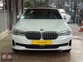 SLS - BMW 520İ LUXURY LİNE HATASIZ FULL DOLU 4KOLTK-HARMN-TABA-.