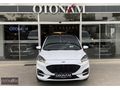BOYASIZ 2022 KUGA 1.5 ECOBLUE ST LINE CAM TVN/B&O/KIŞ PAKETİ