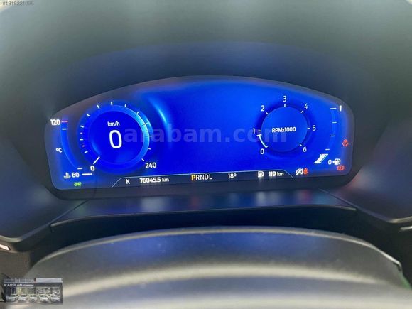2022 KUGA TİTANİUM DİZEL OTOMATİK BOYASIZ_TRAMERSİZ 76 BİN KM...