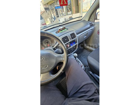 Sahibinden Renault Clio 1.4 RNA 2001 Model