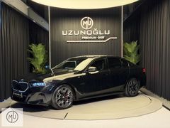 'UZUNOĞLU' 2025 BMW 520İ M SPORT PRO ARKA AKS FULL 11.000KM !!