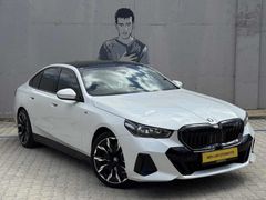BERCAR'DAN BMW 5.20i MSPORT PRO-SHADOW-20JANT-E SİM-GECE GÖRÜŞ