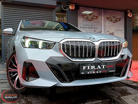 FIRAT OTOMOTİV DEN 2024 520İ M SPORT BROOKLYN GRİ HATASIZ