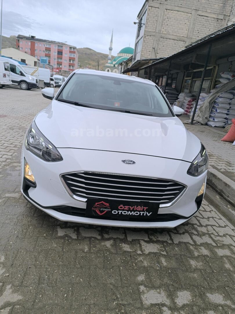 Galeriden Ford Focus 1.5 TDCi Trend X 2020 Model Van 240.000 km Beyaz 2