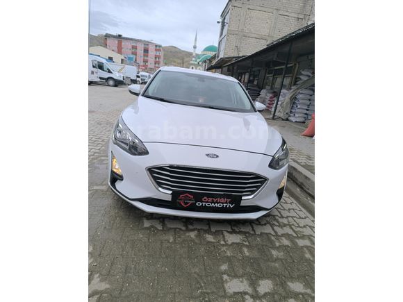 ÖZYİĞİT OTOMOTİV den Ford Focus 1.5 TDCi Trend X 2020 Model Van