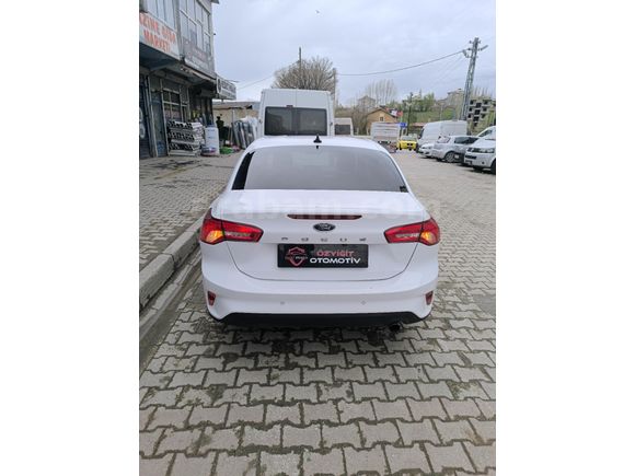 ÖZYİĞİT OTOMOTİV den Ford Focus 1.5 TDCi Trend X 2020 Model Van