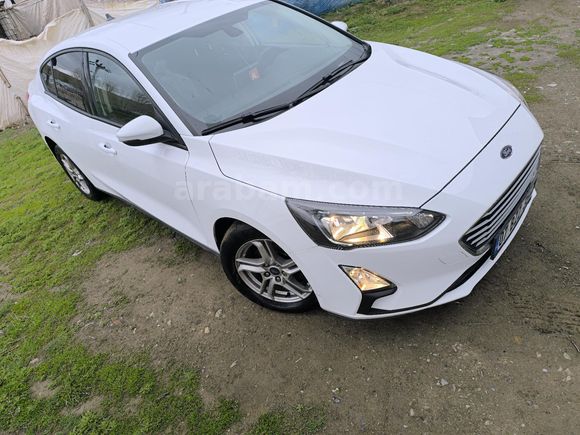 ÖZYİĞİT OTOMOTİV den Ford Focus 1.5 TDCi Trend X 2020 Model Van