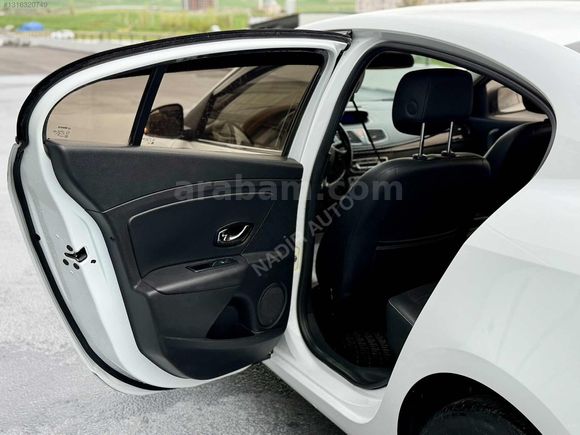 2016 Fluence İcon EDC 169.** Km Led Stop Katlanır Ayna Hatasız