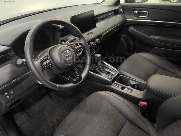 BOYASIZ 2024 HONDA HR-V 1.5 E-HEV ADVANCE 6.001 KM