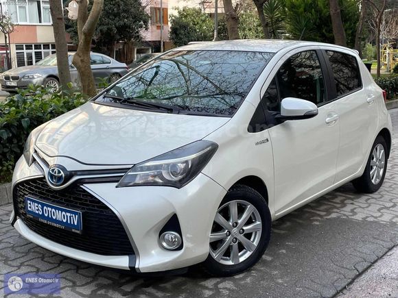 2017 ÇIKIŞLI-YARİS SPİRİT-HYBRİD-YETKİLİ SERVİS BAKIMLI-82.000KM