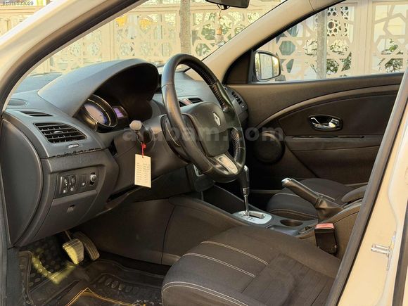 2015 MODEL TOUCH 1.5 DCİ 110HP 230BİN KM