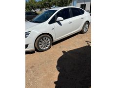 Sahibinden Opel Astra 1.4 T Edition Plus 2020 Model  58000 km Beyaz
