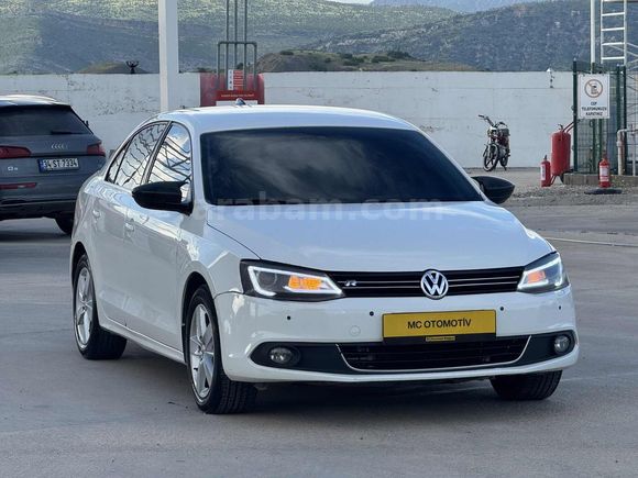 2013 JETTA