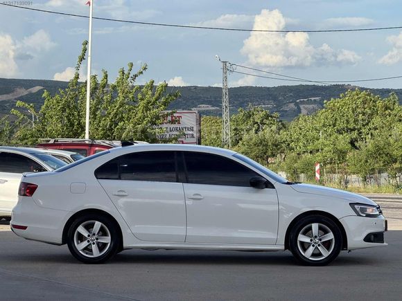 2013 JETTA