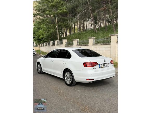 YENİ KASA JETTA