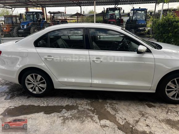 YENİ KASA JETTA