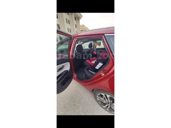 Sahibinden Kia Ceed 1.6 CRDi Premium SW 2013 Model