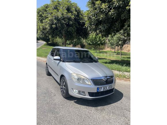 Sahibinden Skoda Fabia 1.4 Ambiente Dynamic 2011 Model 