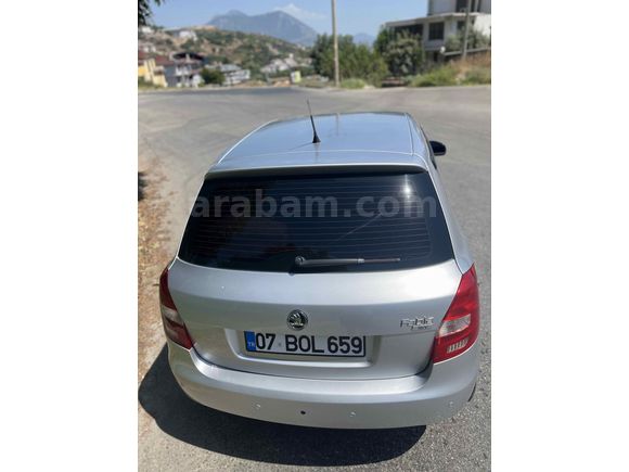 Sahibinden Skoda Fabia 1.4 Ambiente Dynamic 2011 Model 
