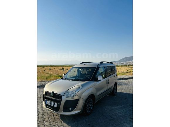 Sahibinden Fiat Doblo Combi 1.6 Multijet Premio 2011 Model 
