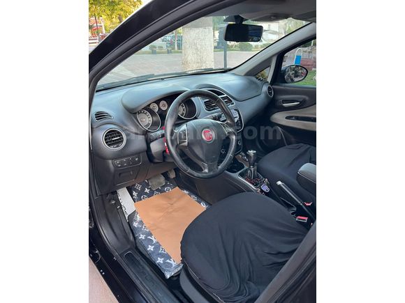 Sahibinden Fiat Punto EVO 1.4 Dynamic 2011 Model