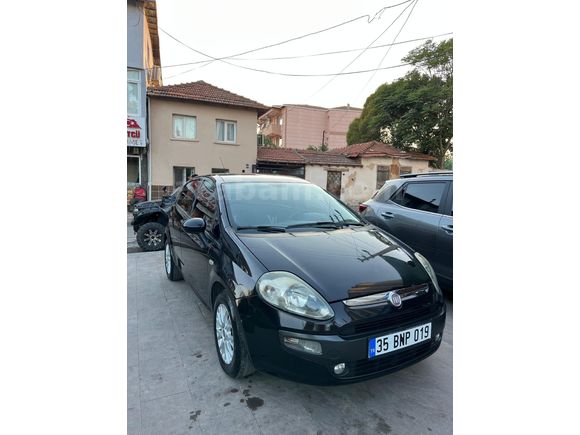 Sahibinden Fiat Punto EVO 1.4 Dynamic 2011 Model