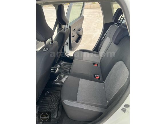 2022 MODEL DEĞİŞENSİZ//TRAMERİSİZ 4x4 DACİA DUSTER