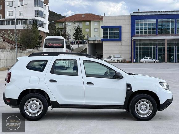 2022 MODEL DEĞİŞENSİZ//TRAMERİSİZ 4x4 DACİA DUSTER