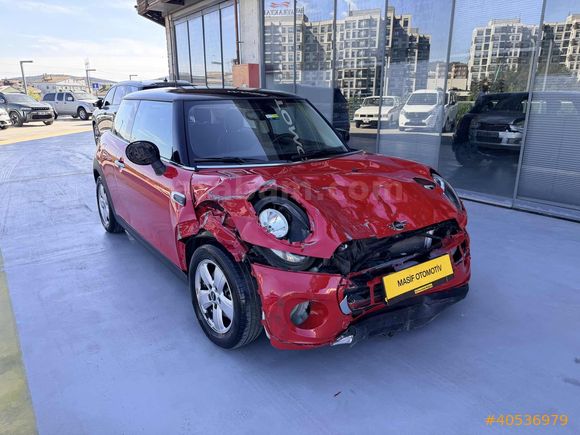 2020 23000km 1.5 MİNİ COOPER CLASİC OTOMATİK AİRBAG AÇMAMIŞ