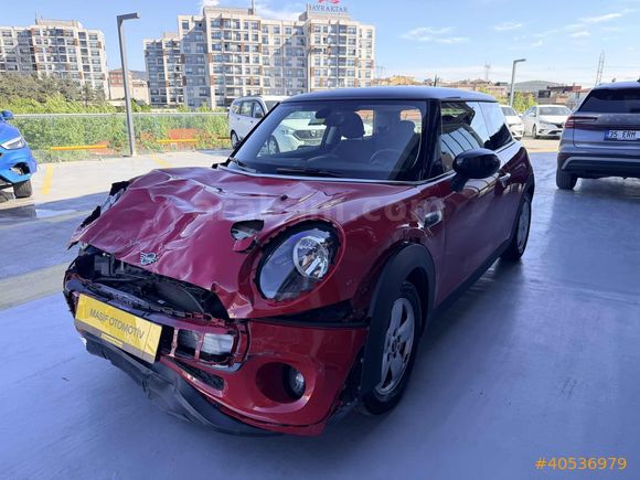 2020 23000km 1.5 MİNİ COOPER CLASİC OTOMATİK AİRBAG AÇMAMIŞ