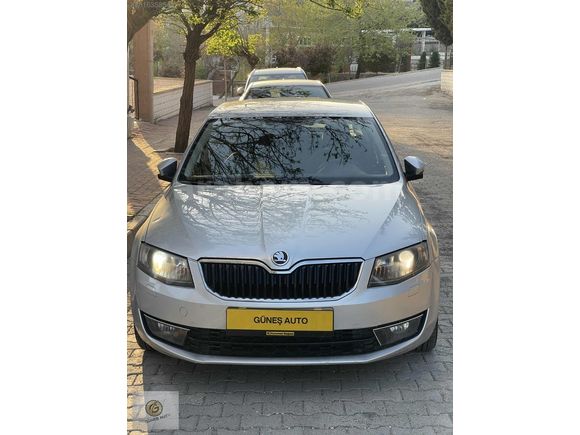 GÜNEŞ AUTO 2015 Skoda Octavia 1.6 Tdi Elegance CR
