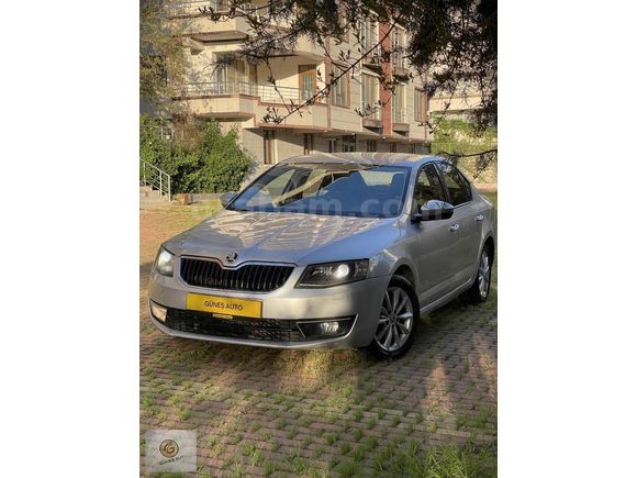 GÜNEŞ AUTO 2015 Skoda Octavia 1.6 Tdi Elegance CR