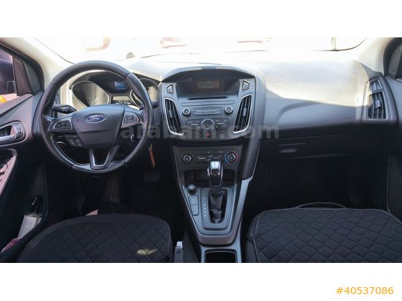 FORD FOCUS 1.5 TDCI Trend X