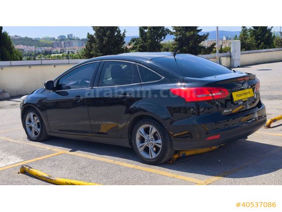 FORD FOCUS 1.5 TDCI Trend X