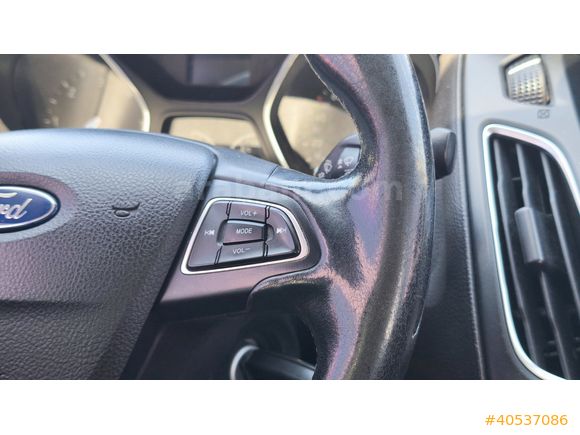 FORD FOCUS 1.5 TDCI Trend X