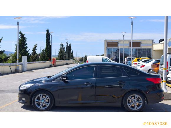 FORD FOCUS 1.5 TDCI Trend X