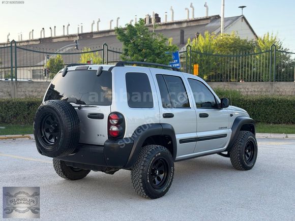 98000 KM +JEEP CHEROKEE+ HATASIZ TAM BAKIMLI