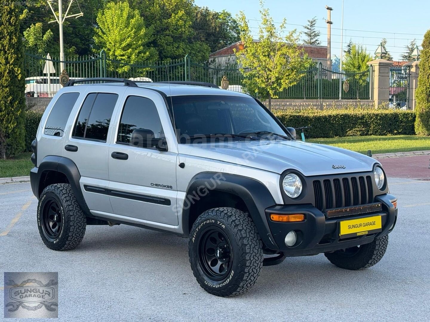 Galeriden Jeep Cherokee 3.7 Limited 2005 Model Eskişehir 98.000 km Gri 7