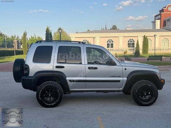 98000 KM +JEEP CHEROKEE+ HATASIZ TAM BAKIMLI