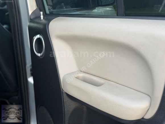 98000 KM +JEEP CHEROKEE+ HATASIZ TAM BAKIMLI