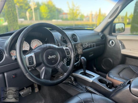 98000 KM +JEEP CHEROKEE+ HATASIZ TAM BAKIMLI