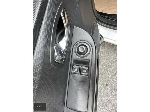 KOL MOTORS'DAN 2013 MODEL CLİO 1.2LPG HATASIZ 1LOKAL 160KM