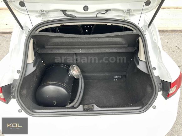 KOL MOTORS'DAN 2013 MODEL CLİO 1.2LPG HATASIZ 1LOKAL 160KM