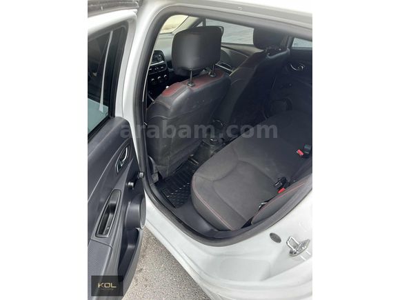 KOL MOTORS'DAN 2013 MODEL CLİO 1.2LPG HATASIZ 1LOKAL 160KM