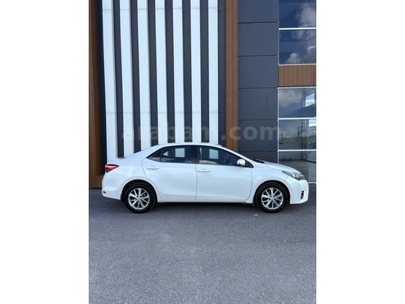 Toyota Corolla 1.6 Advance Otomatik 
