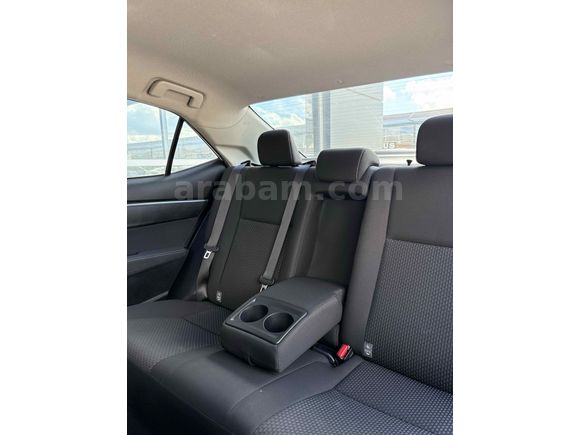 Toyota Corolla 1.6 Advance Otomatik 