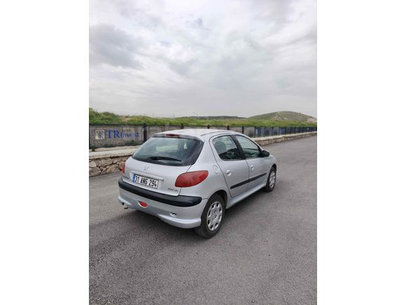 Sahibinden Peugeot 206 1.4 HDi x-line 2004 Model 