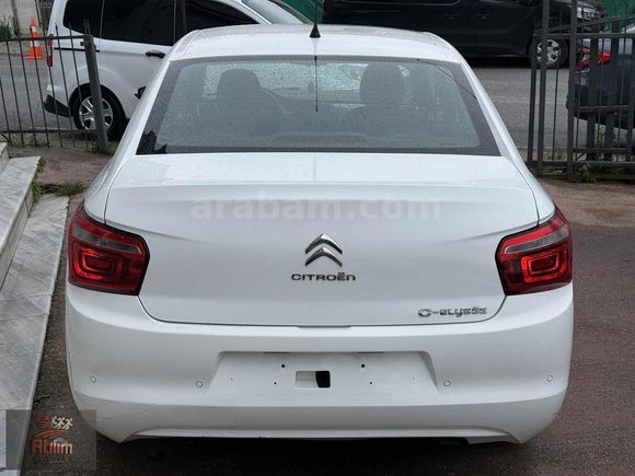 2022 51 bin km'de %20 KDV 1.5 BlueHDI Feel 100hp