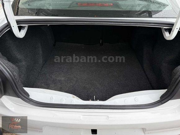2022 51 bin km'de %20 KDV 1.5 BlueHDI Feel 100hp